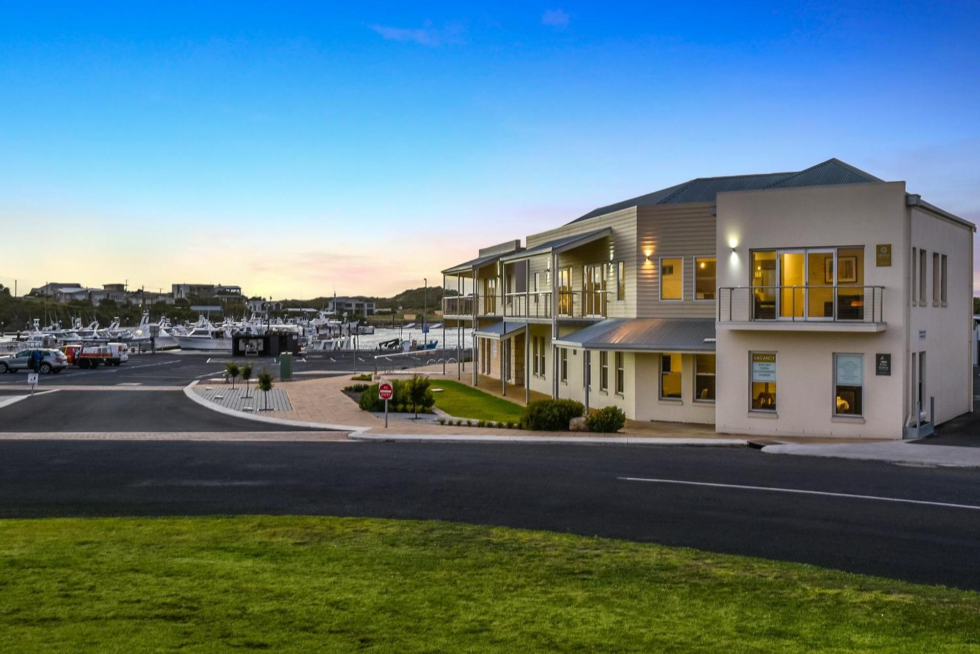 Aloha Waterfront Properties Robe Buitenkant foto