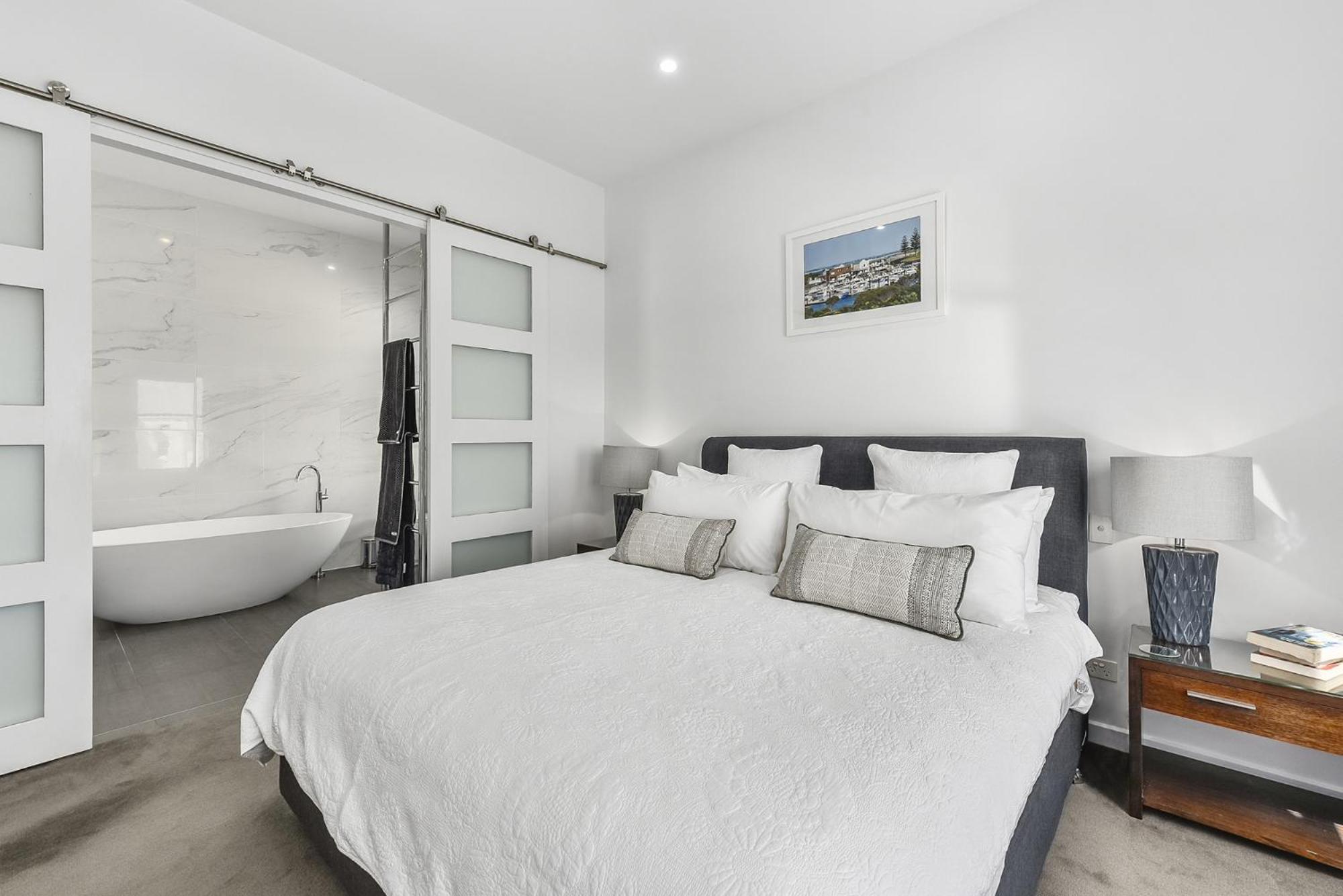 Aloha Waterfront Properties Robe Kamer foto