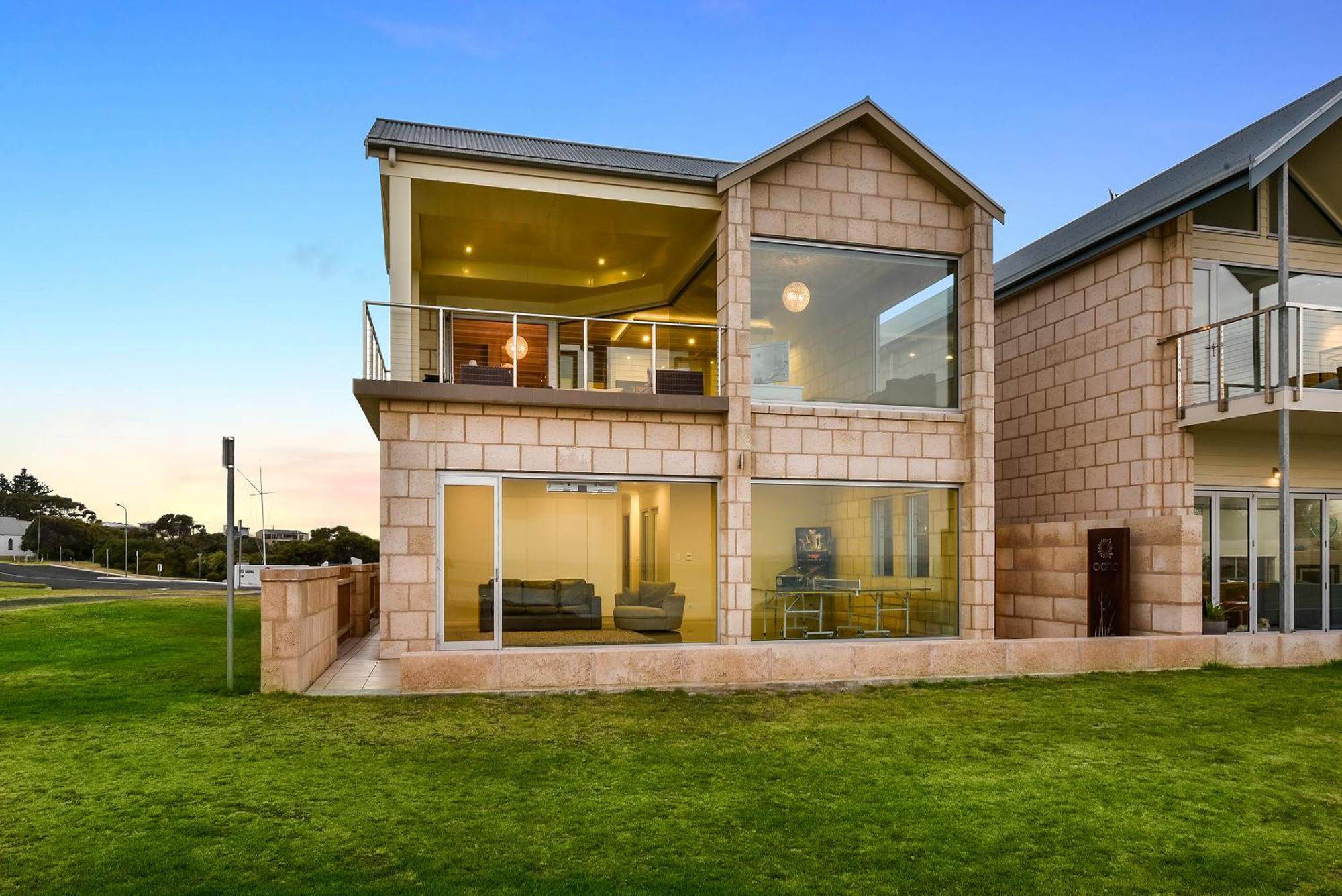 Aloha Waterfront Properties Robe Kamer foto