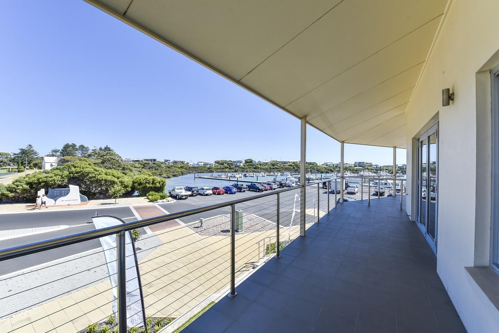Aloha Waterfront Properties Robe Buitenkant foto