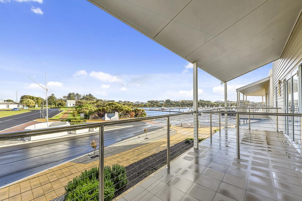Aloha Waterfront Properties Robe Buitenkant foto